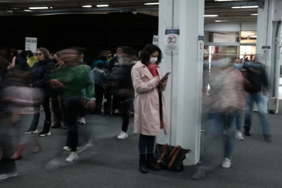 Tecnología con enfoque de género: cinco aplicaciones para promover la autonomía de las mujeres