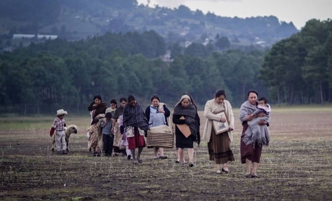 Llega la versión cinematográfica del libro «Mujeres al alba», cuando mujeres y niñas quedaron sin esposos y padres