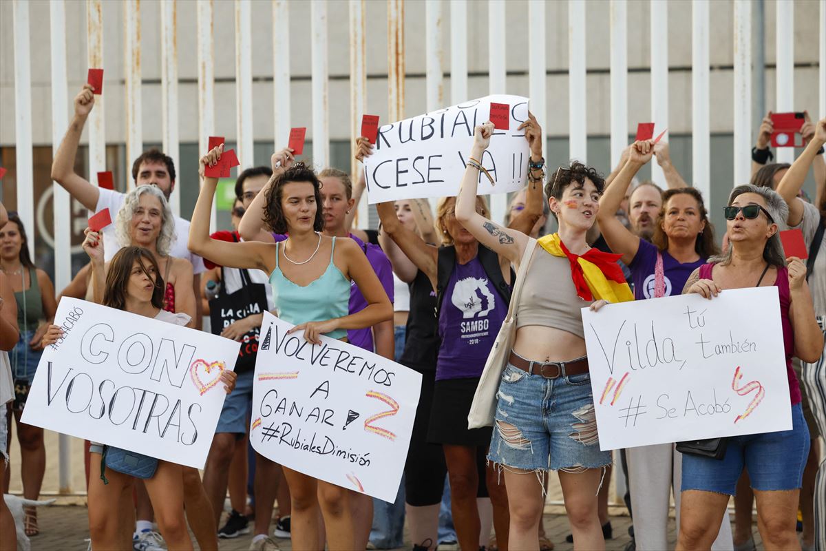 La ONU Mujeres condena los «comportamientos» de Rubiales y defiende la «tolerancia cero»