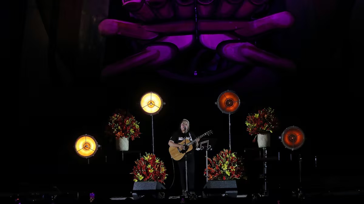 Vivir Quintana le canta a la próxima presidenta de México: “Es preciso que te llames compañera”