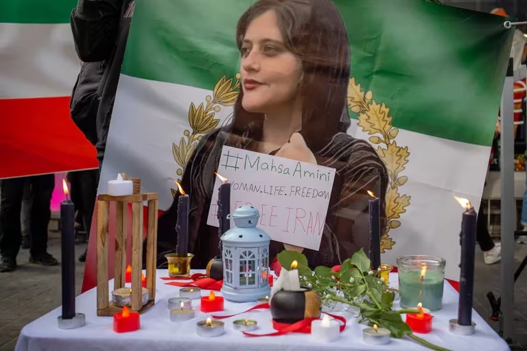 La ONU denunció un aumento de la represión a las mujeres en Irán a dos años de la muerte de Mahsa Amini