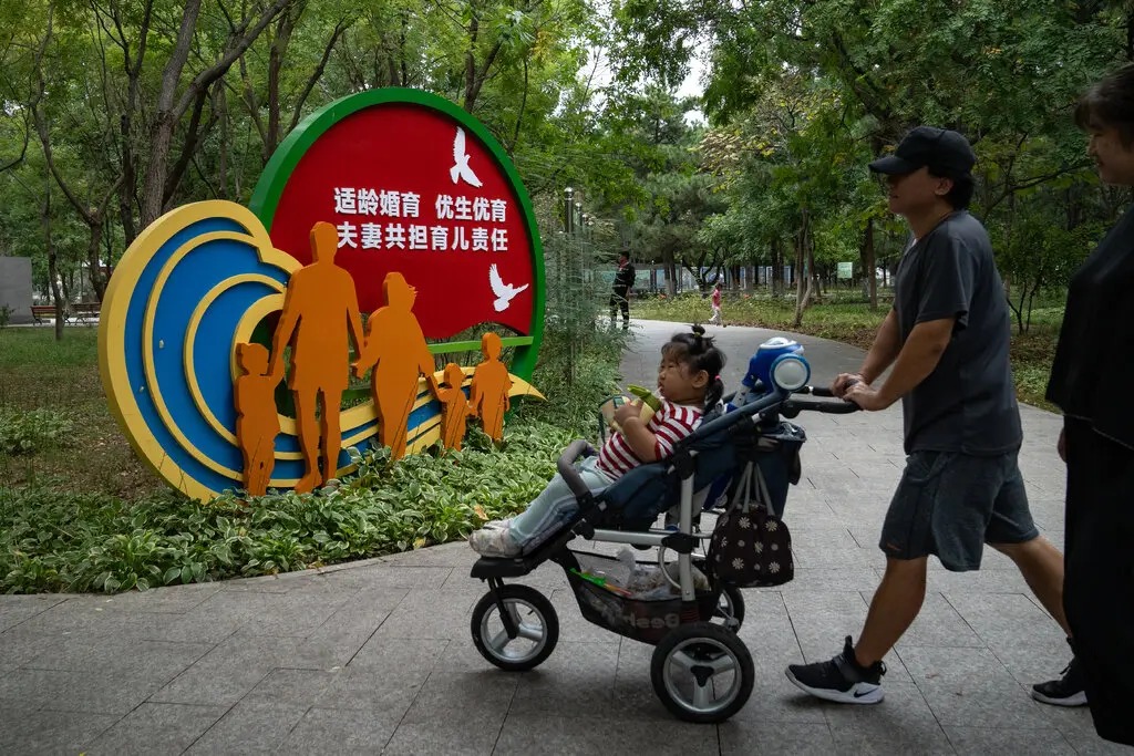 ¿Ya estás embarazada? China presiona para aumentar su población